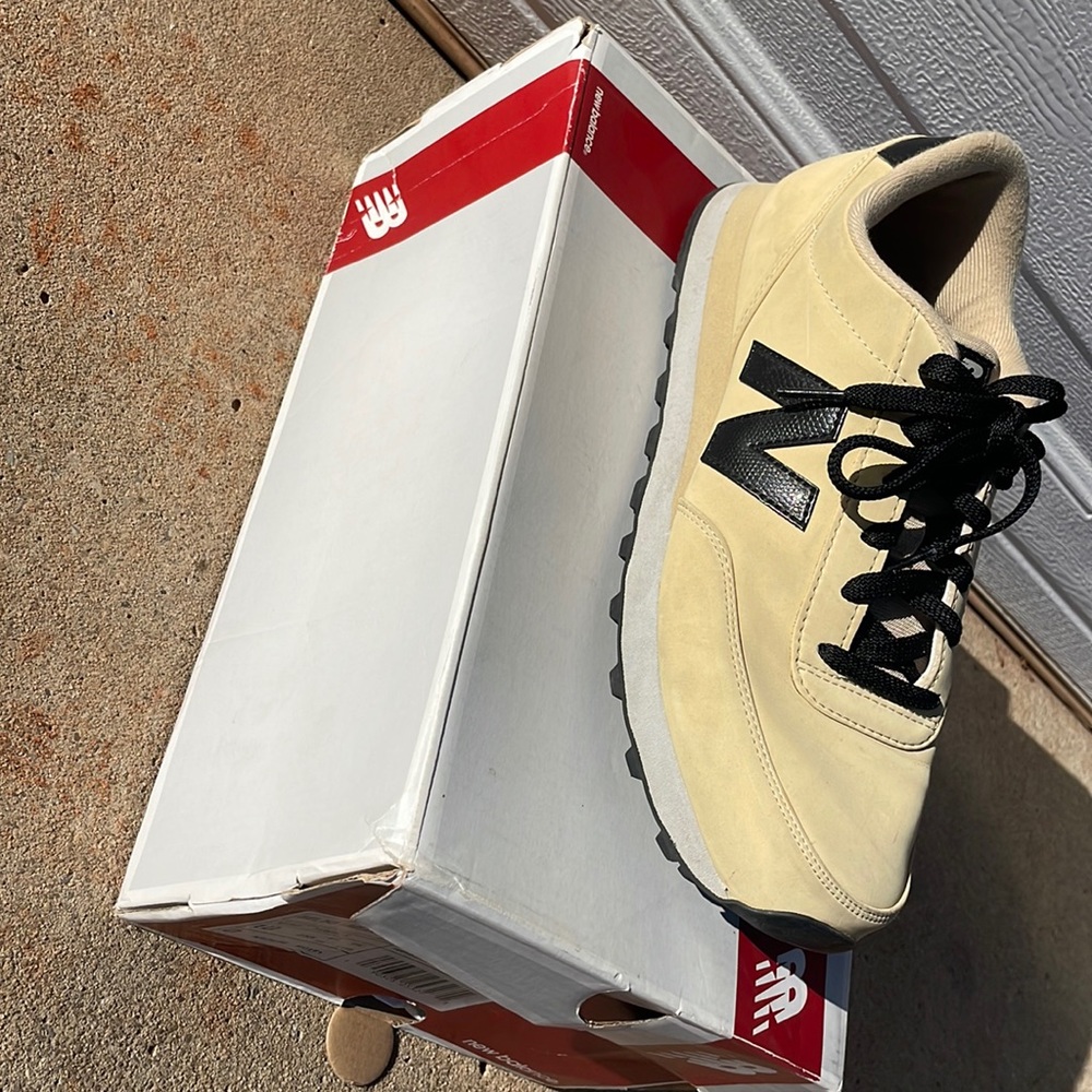 new balance classic traditionals for sale in really good condition